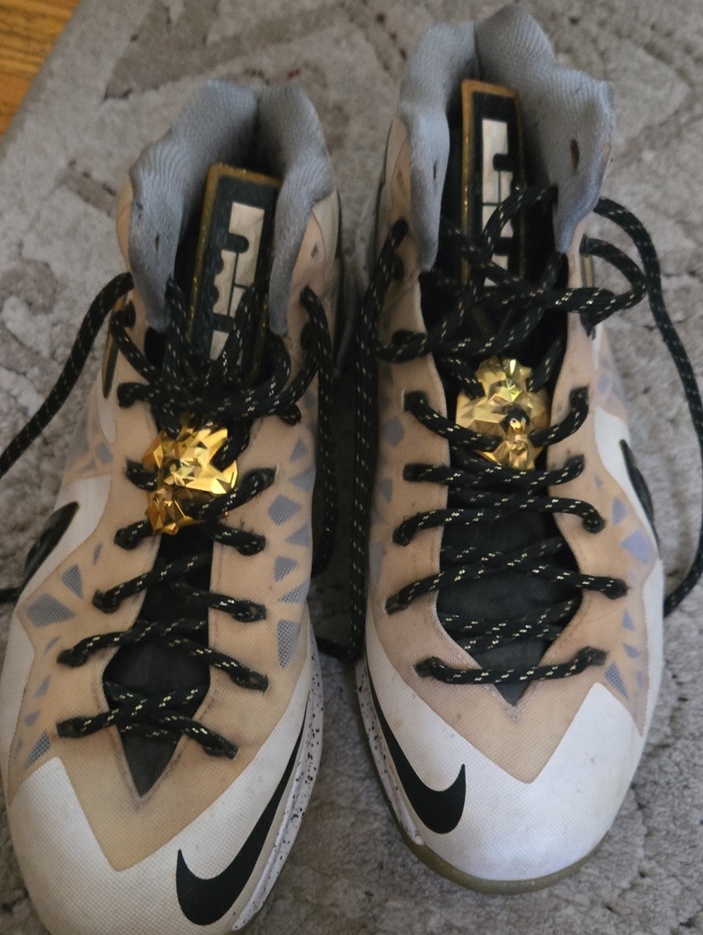 Nike Lebron Men’s Beige, Black and Gold Basketball Shoes